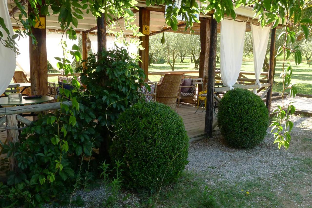 Les Piegonnaises - 2 Roulottes Vila Exterior foto