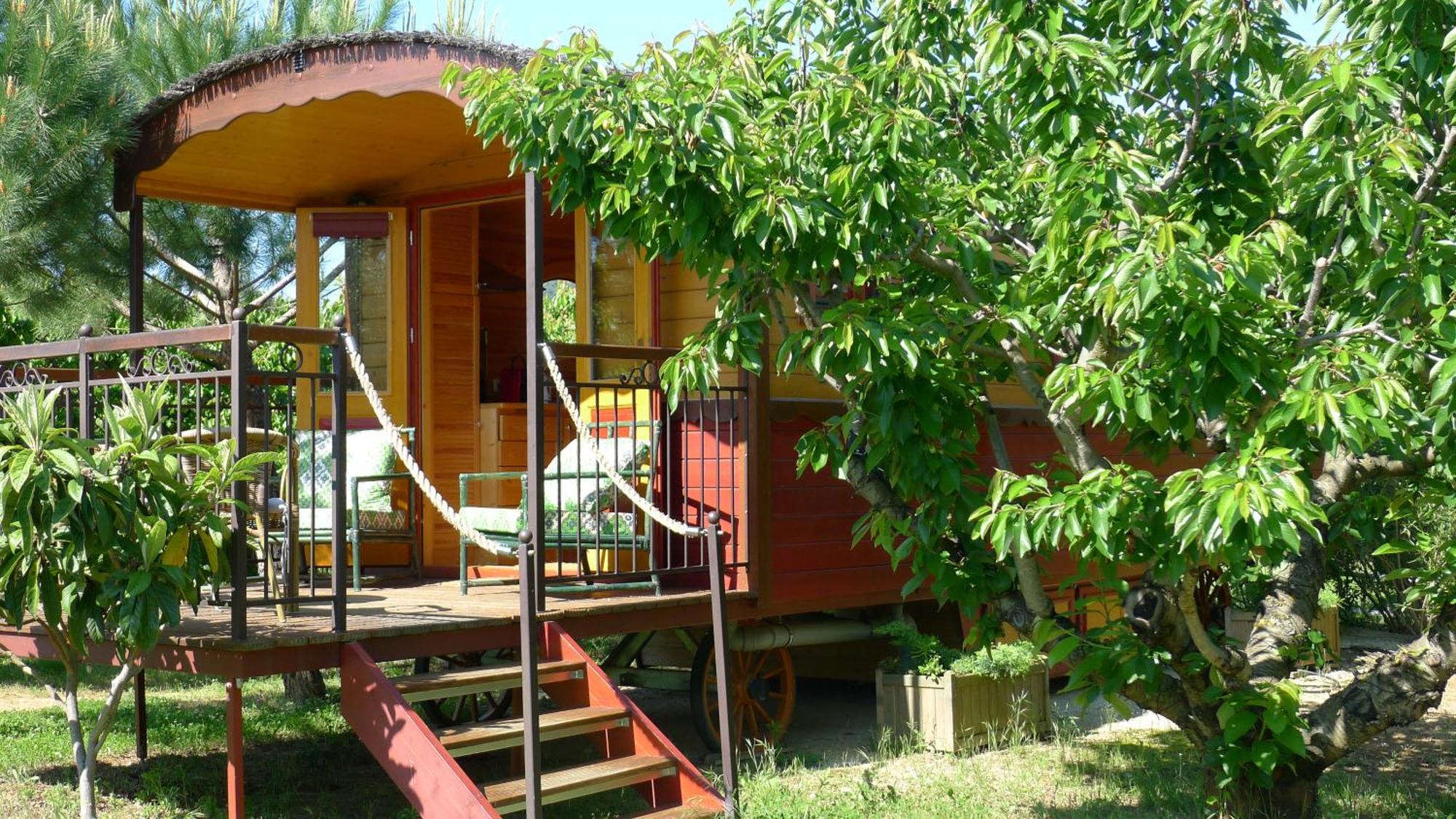 Les Piegonnaises - 2 Roulottes Vila Exterior foto